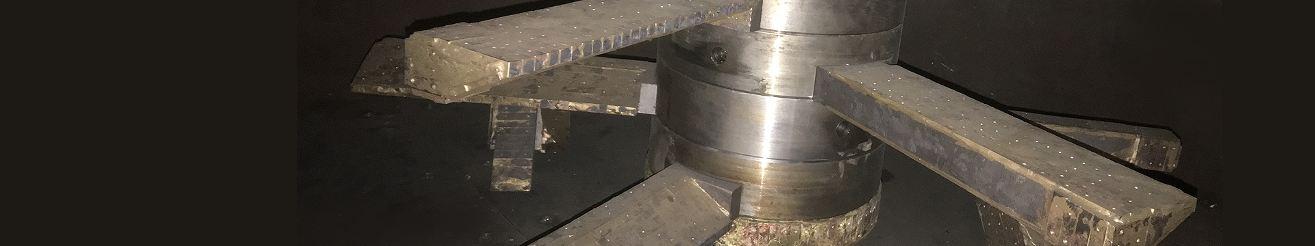 混淆造粒；；⑶苛煜